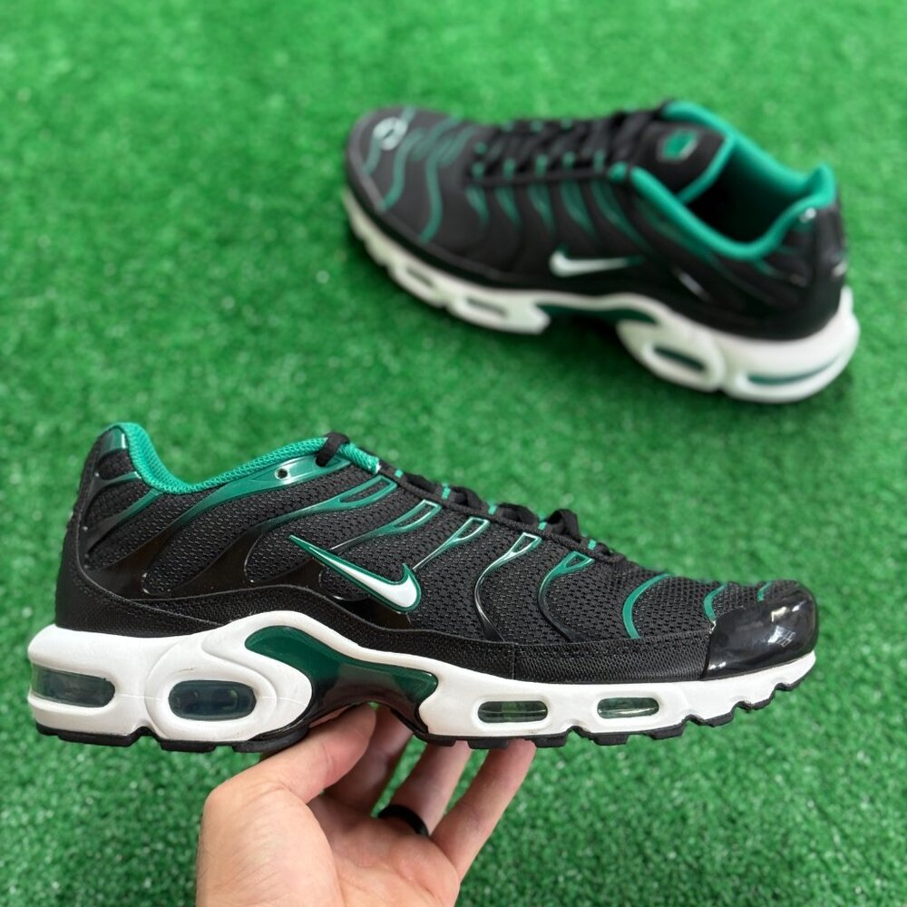 Nike Air Max Plus Black Malachite Mens DM0032-009 VNDS Sz 9.5